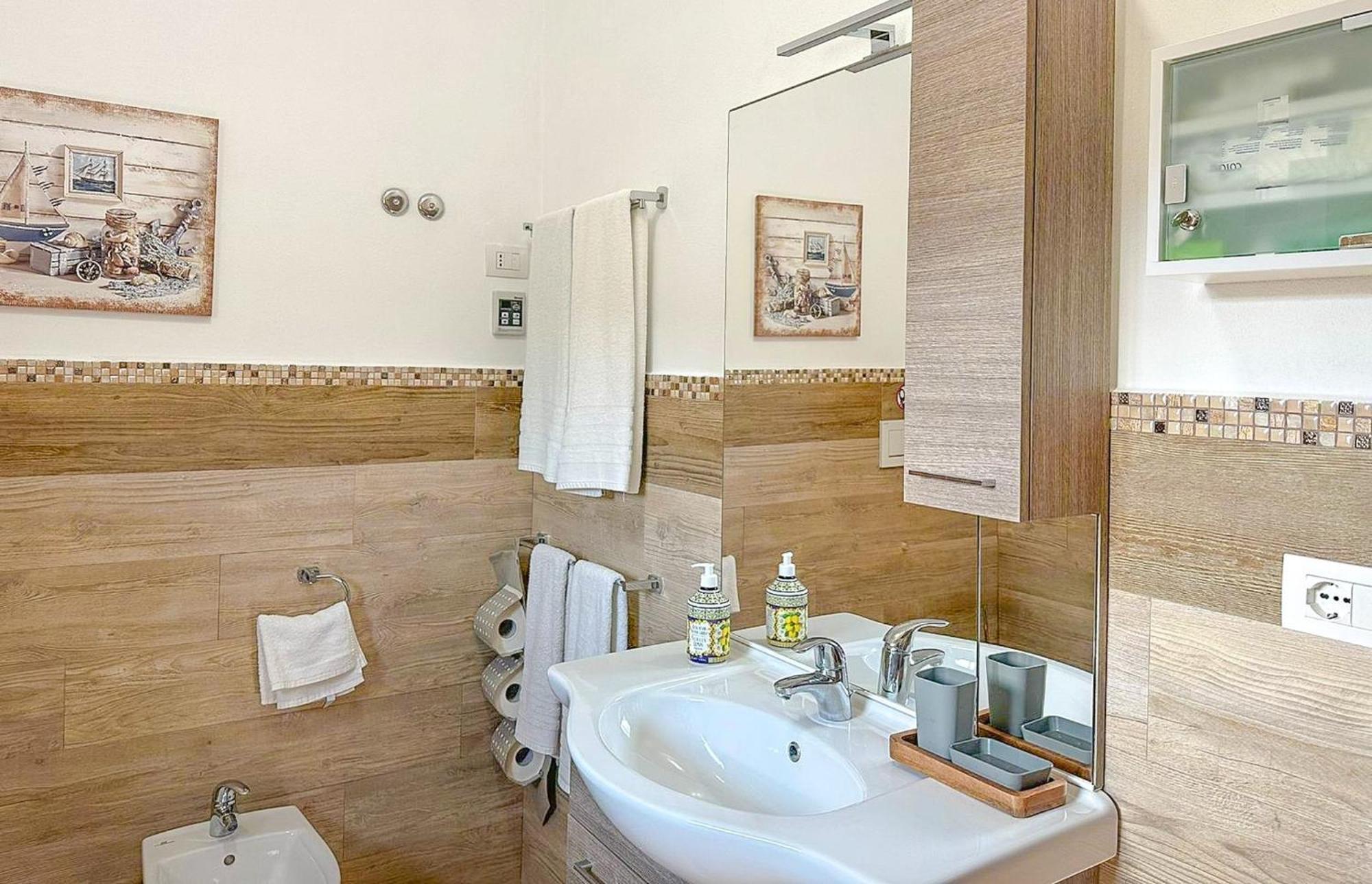 Villa Sardinia Seabreeze Iun R2178 *